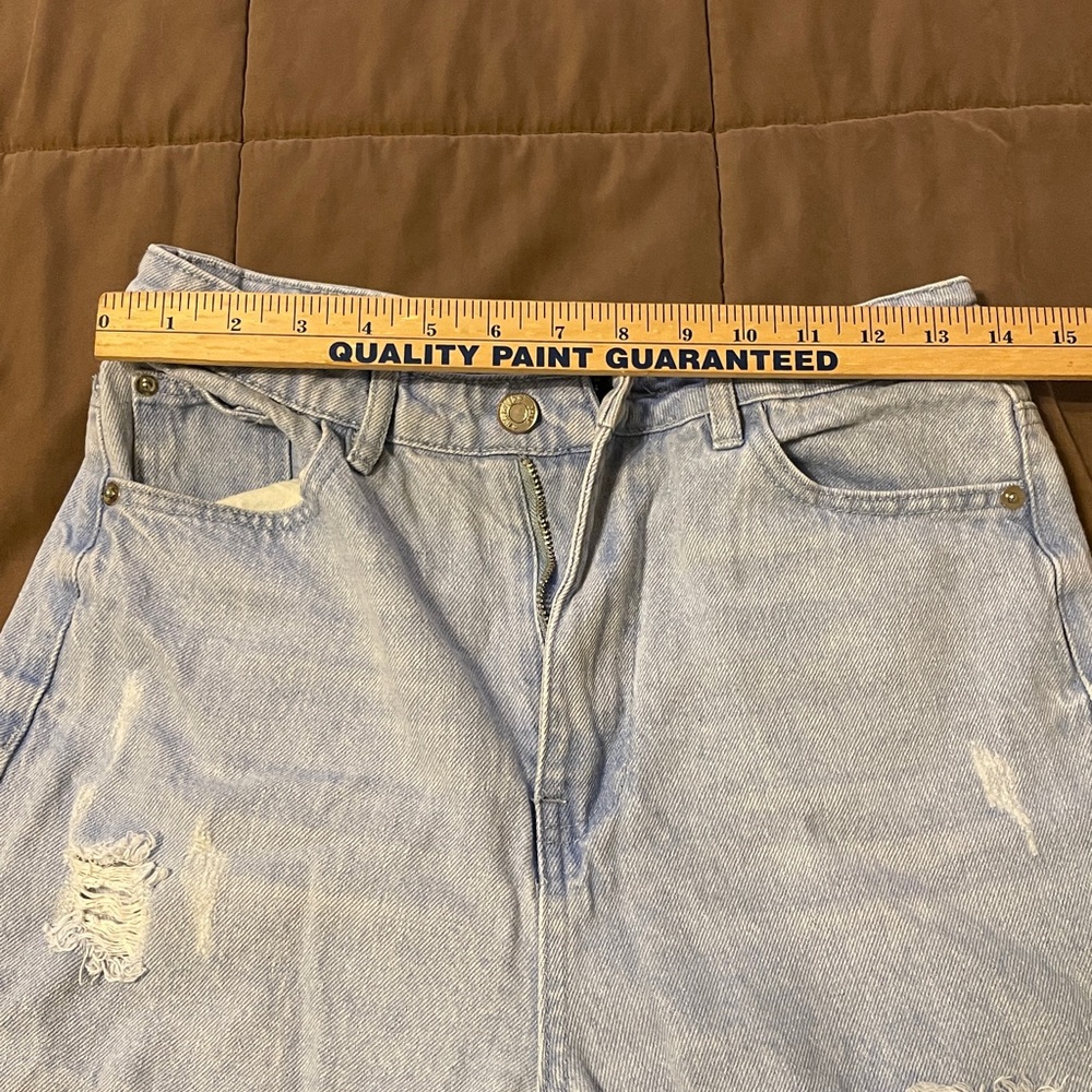 Misguided Ripped Straight Leg Jeans